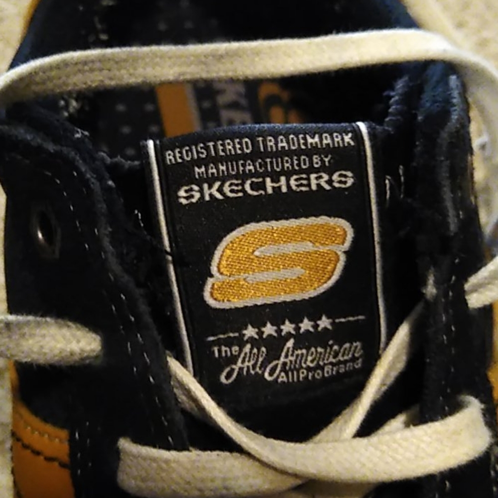 Shoes - Picture 6 of 13